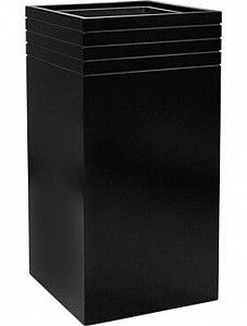 Кашпо Line-up square matt black (with liner and wheelplate) 75 см.