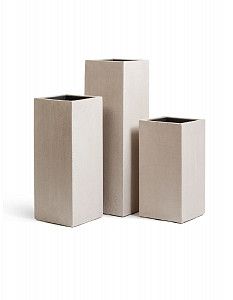 Кашпо TREEZ Effectory - серия Beton - Высокий куб - Белый песок